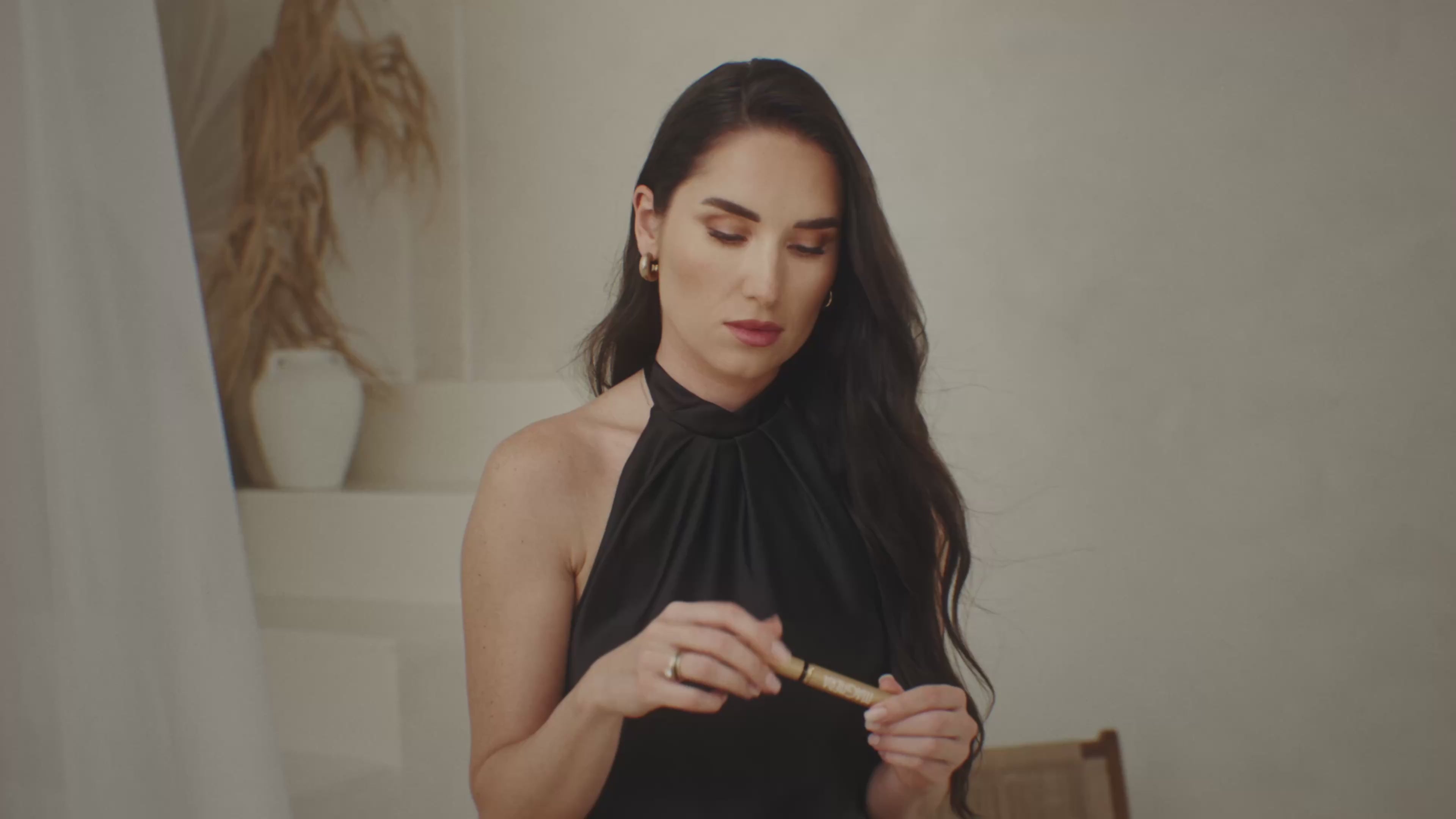 Ielādēt video: 